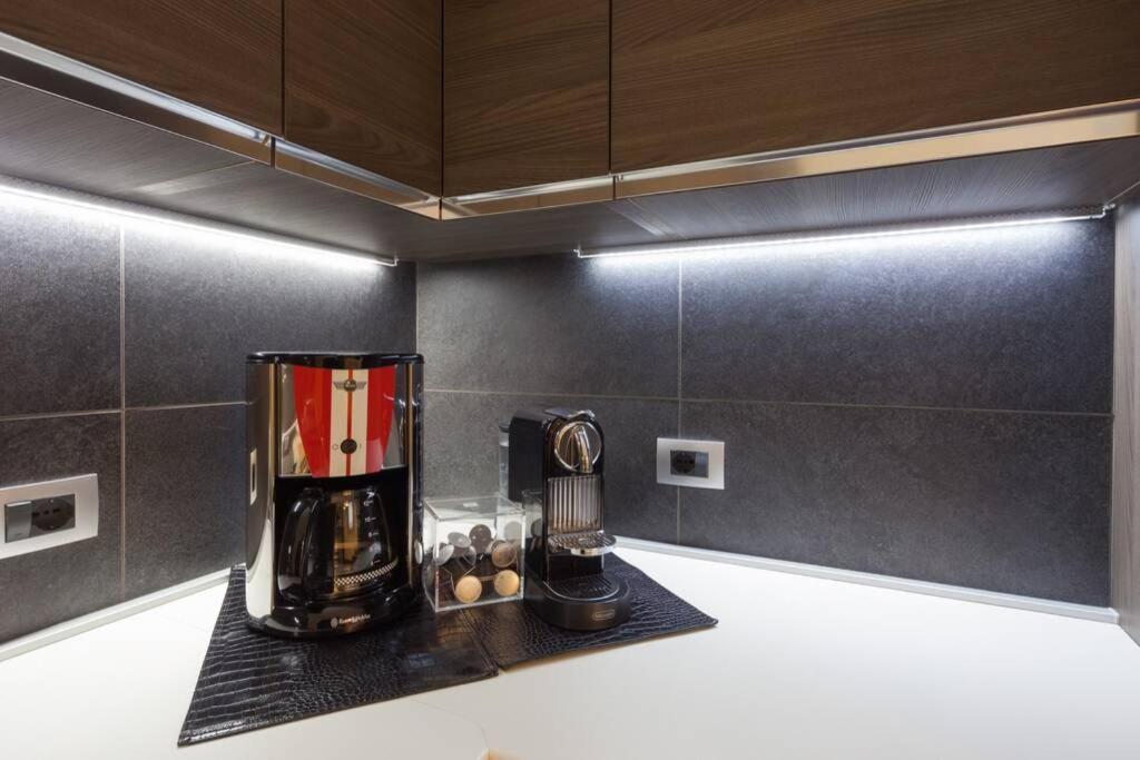 Residenza Ermanni Apartment Verona Centro Екстериор снимка